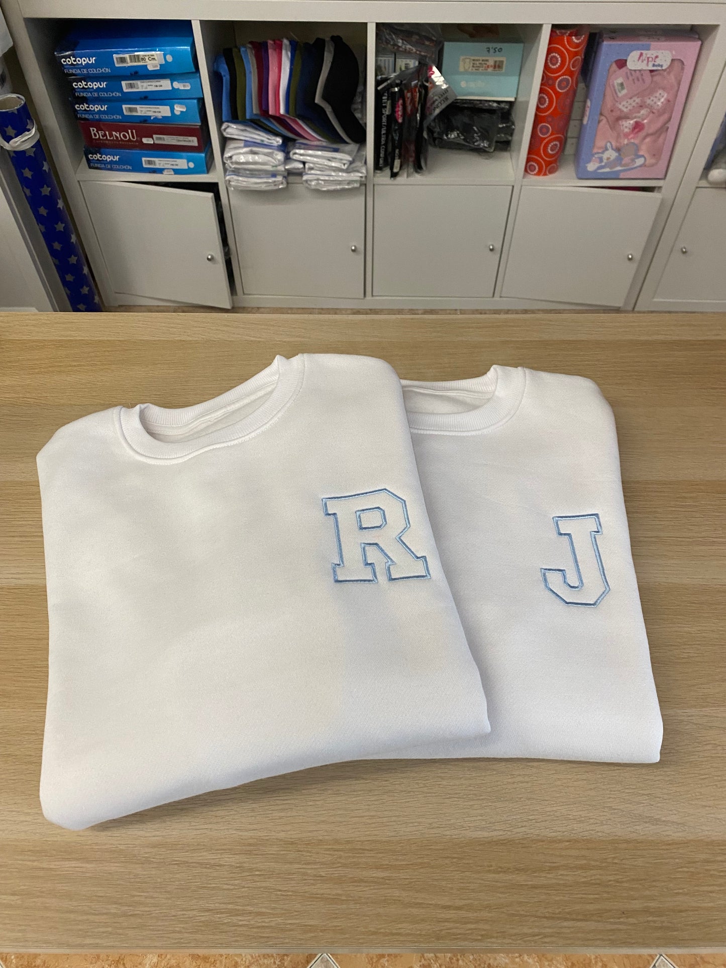 SUDADERA PERSONALIZADA INICIAL